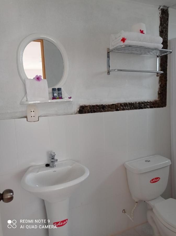 Hospedaje Y Restaurante Saywa Llachon エクステリア 写真